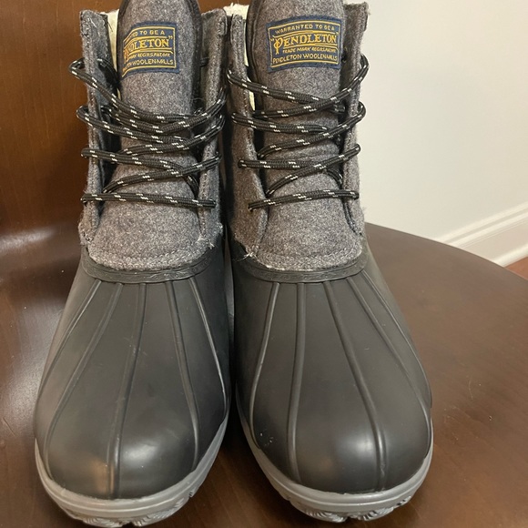 Pendleton Olympic National Park Duck Boot In Grey Fabric- New Without Box - Picture 4 of 14